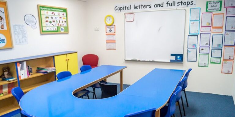 My English School (Novena)