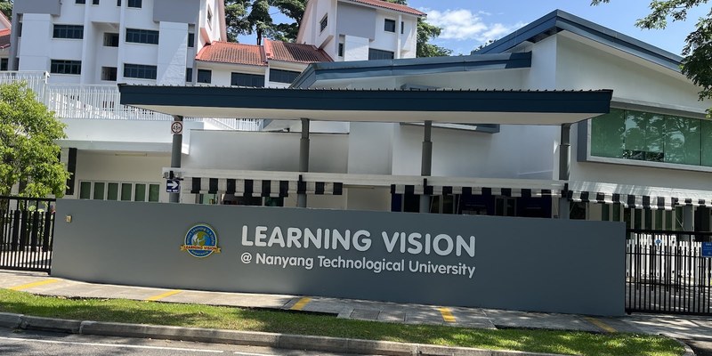 Learning Vision Nanyang Technological University